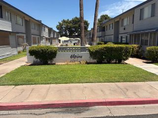 2551 W ROSE Lane A215, Phoenix, AZ 85017