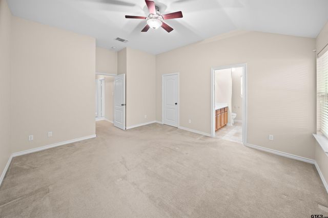 5918 Mesquite Dr, Tyler, TX 75707