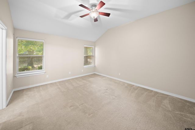 5918 Mesquite Dr, Tyler, TX 75707