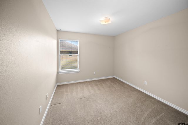 5918 Mesquite Dr, Tyler, TX 75707