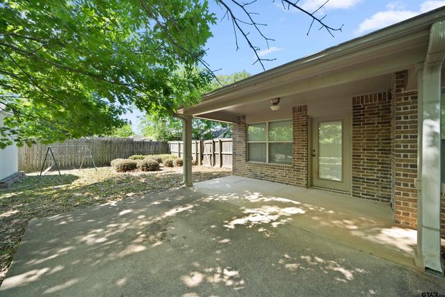 5918 Mesquite Dr, Tyler, TX 75707