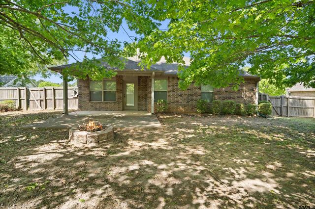 5918 Mesquite Dr, Tyler, TX 75707