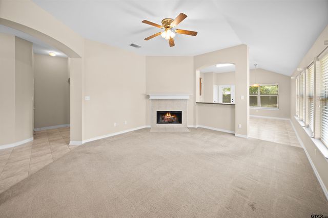 5918 Mesquite Dr, Tyler, TX 75707