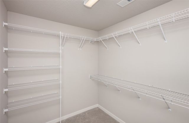 4392 Honey Bee Ridge, Des Moines, IA 50317