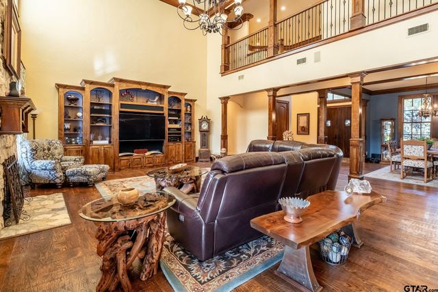 17654 SOUTHPOINT RD., Whitehouse, TX 75791