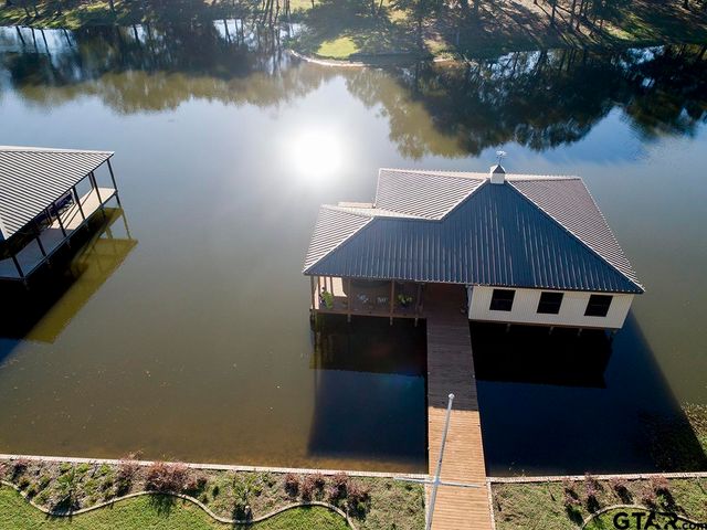 17654 SOUTHPOINT RD., Whitehouse, TX 75791