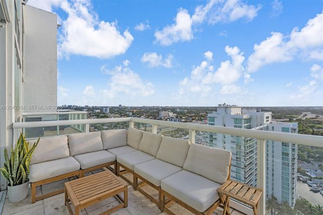 1861 S River Drive PH4, Miami, FL 33125