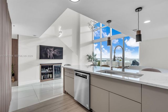 1861 S River Drive PH4, Miami, FL 33125