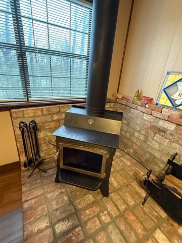 1975 Riverbend Road, Heber Springs, AR 72543