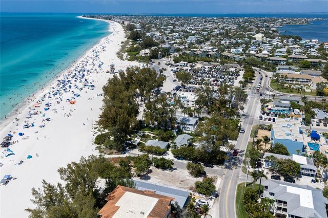 3720 GULF DRIVE, Holmes Beach, FL 34217