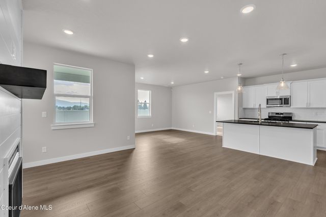 6981 N Coeur Terre Blvd, Coeur D'alene, ID 83815