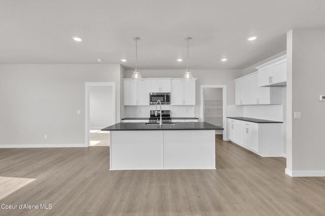 6981 N Coeur Terre Blvd, Coeur D'alene, ID 83815