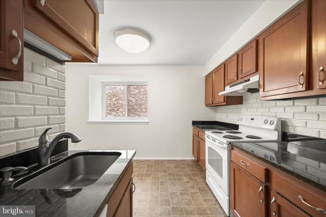 7020 KNIGHTHOOD LN SW, Columbia, MD 21045