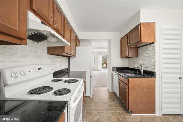 7020 KNIGHTHOOD LN SW, Columbia, MD 21045