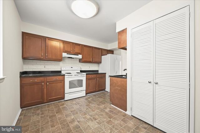 7020 KNIGHTHOOD LN SW, Columbia, MD 21045