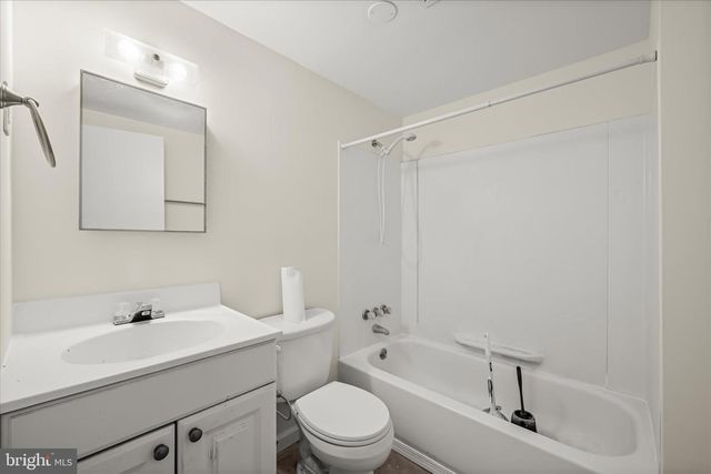 7020 KNIGHTHOOD LN SW, Columbia, MD 21045