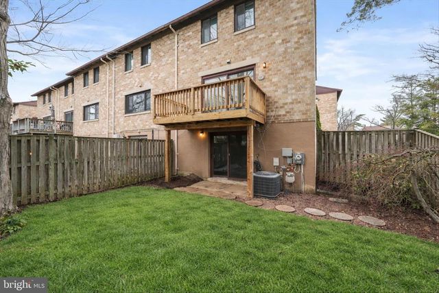 7020 KNIGHTHOOD LN SW, Columbia, MD 21045