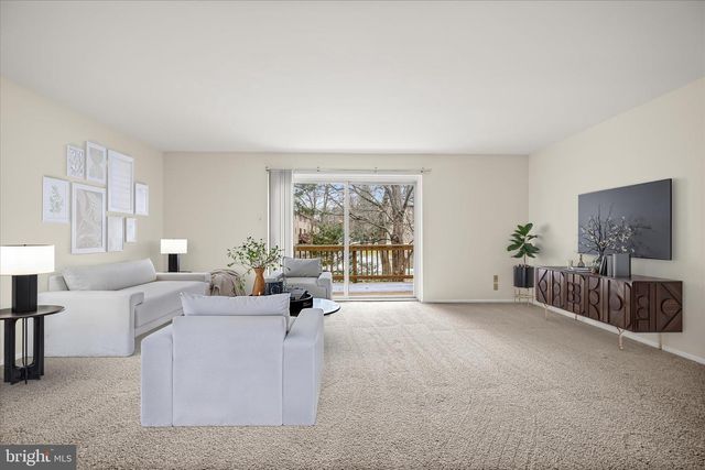 7020 KNIGHTHOOD LN SW, Columbia, MD 21045