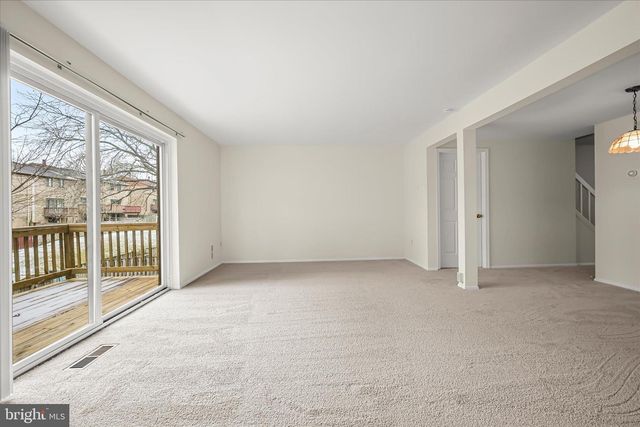 7020 KNIGHTHOOD LN SW, Columbia, MD 21045