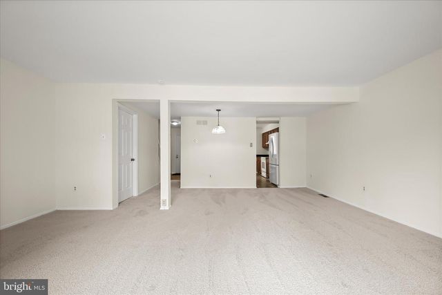 7020 KNIGHTHOOD LN SW, Columbia, MD 21045