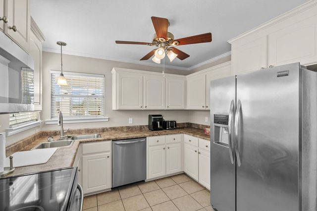 100 Danny Lane, Dothan, AL 36301