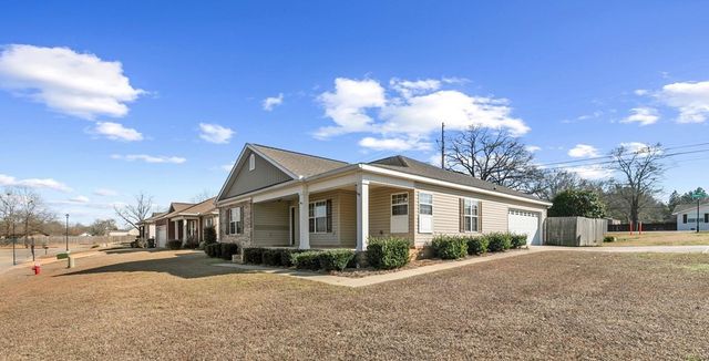 100 Danny Lane, Dothan, AL 36301