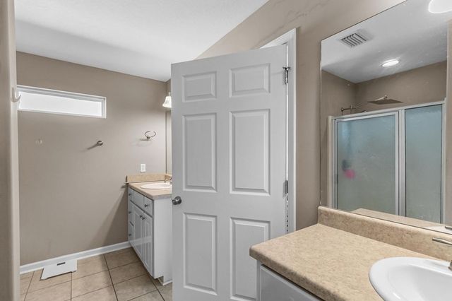 100 Danny Lane, Dothan, AL 36301