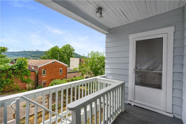 561 2nd St, Pitcairn, PA 15140