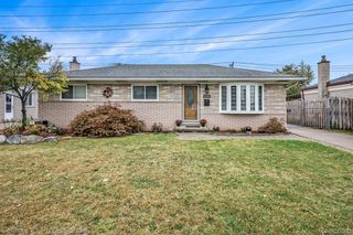 33732 Stonewood Drive, Sterling Heights, MI 48312