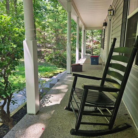 1040 Overlook Trl, Kingston Springs, TN 37082