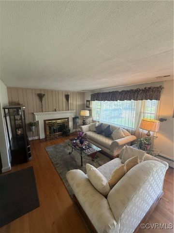 305 Danray Dr, Henrico, VA 23227