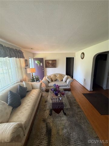 305 Danray Dr, Henrico, VA 23227
