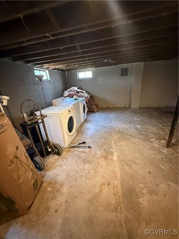 305 Danray Dr, Henrico, VA 23227