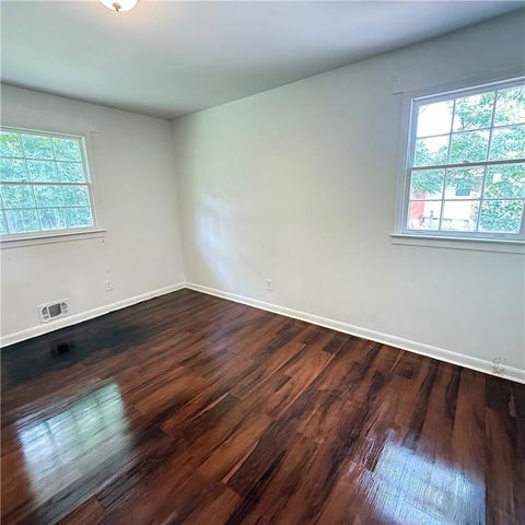 868 King Road, Jonesboro, GA 30236