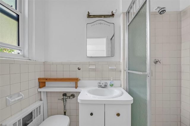 110-20 71st Road 114, Forest Hills, NY 11375