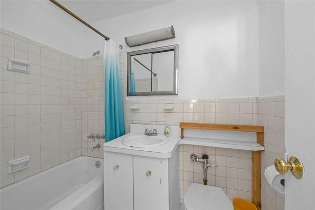 110-20 71st Road 114, Forest Hills, NY 11375