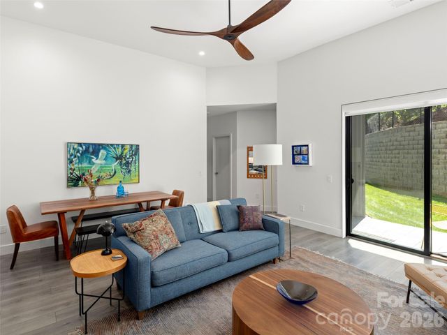 68 Craven Street 213, Asheville, NC 28806