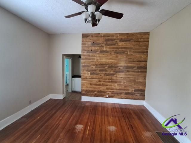 401 Forsyth Street, Barnesville, GA 30204