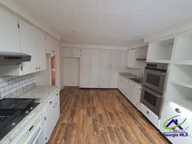 401 Forsyth Street, Barnesville, GA 30204