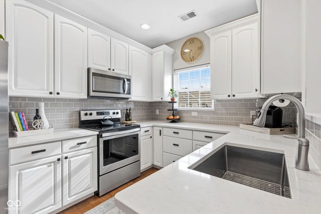 1168 Shadow Ridge Road 38, Carmel, IN 46280