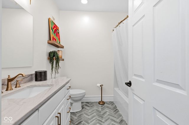 1168 Shadow Ridge Road 38, Carmel, IN 46280