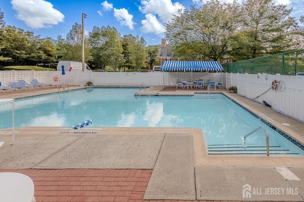 139 Baron Lane, East Brunswick, NJ 08816