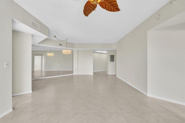 7775 Southampton Terrace 307, Tamarac, FL 33321