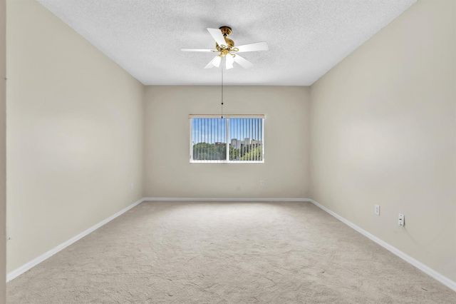 7775 Southampton Terrace 307, Tamarac, FL 33321