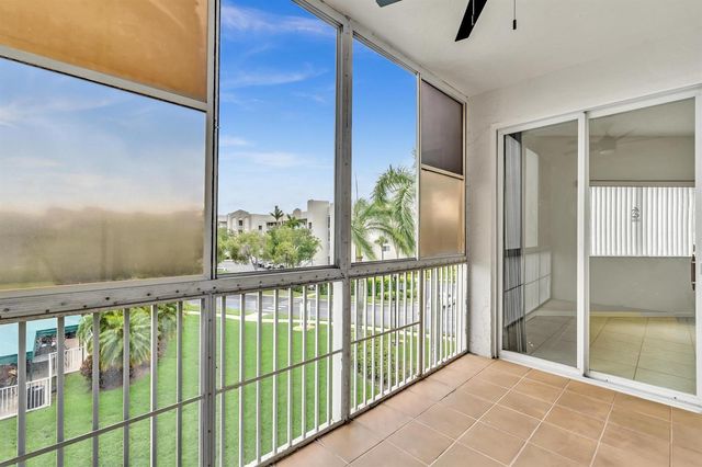 7775 Southampton Terrace 307, Tamarac, FL 33321