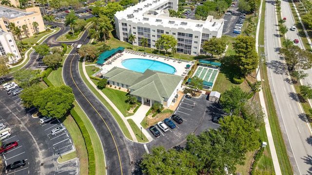 7775 Southampton Terrace 307, Tamarac, FL 33321