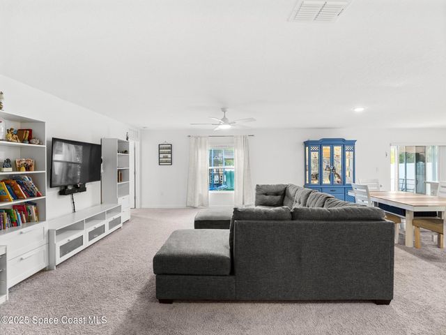 2926 Tishman Road SE, Palm Bay, FL 32909