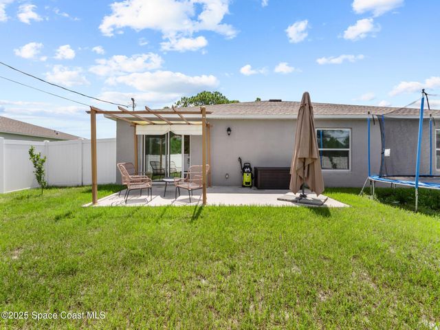 2926 Tishman Road SE, Palm Bay, FL 32909