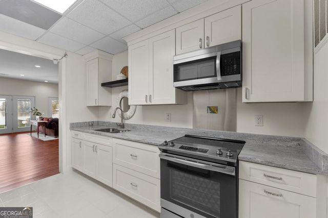 263 Old Hardy Farm Road, Jackson, GA 30233