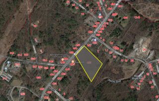 455 Hartford Ave, Bellingham, MA 02019